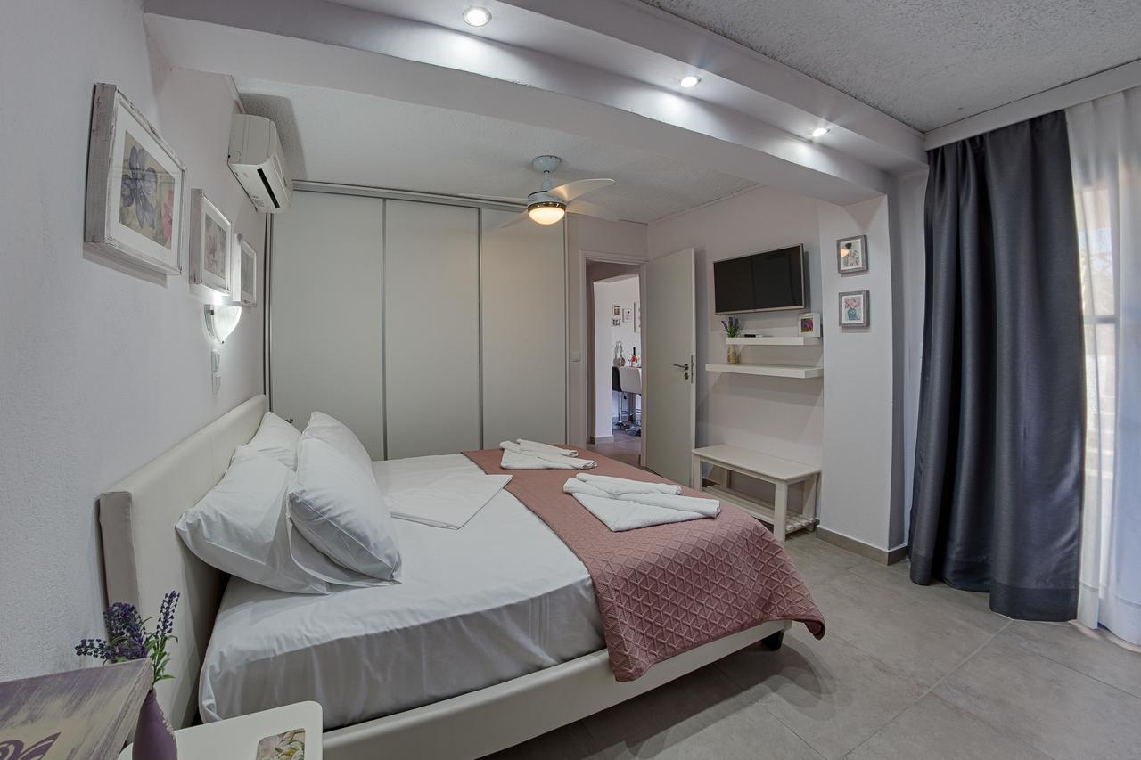 Irida Holiday Apartments Stoúpa Exterior foto